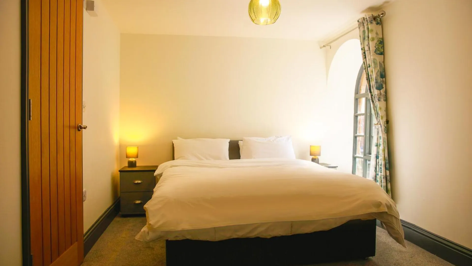 **** Hotel The George Wright Boutique Hotel, Bar & Restaurant Rotherham United Kingdom